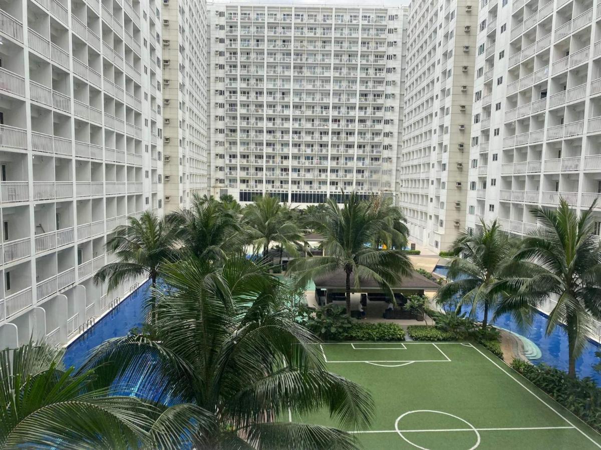 Shore D10 Near Mall Of Asia- Airport Apartment