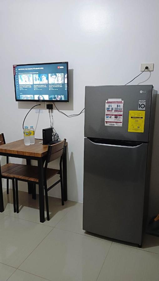 Shore D10 Near Mall Of Asia- Airport Apartment Manila