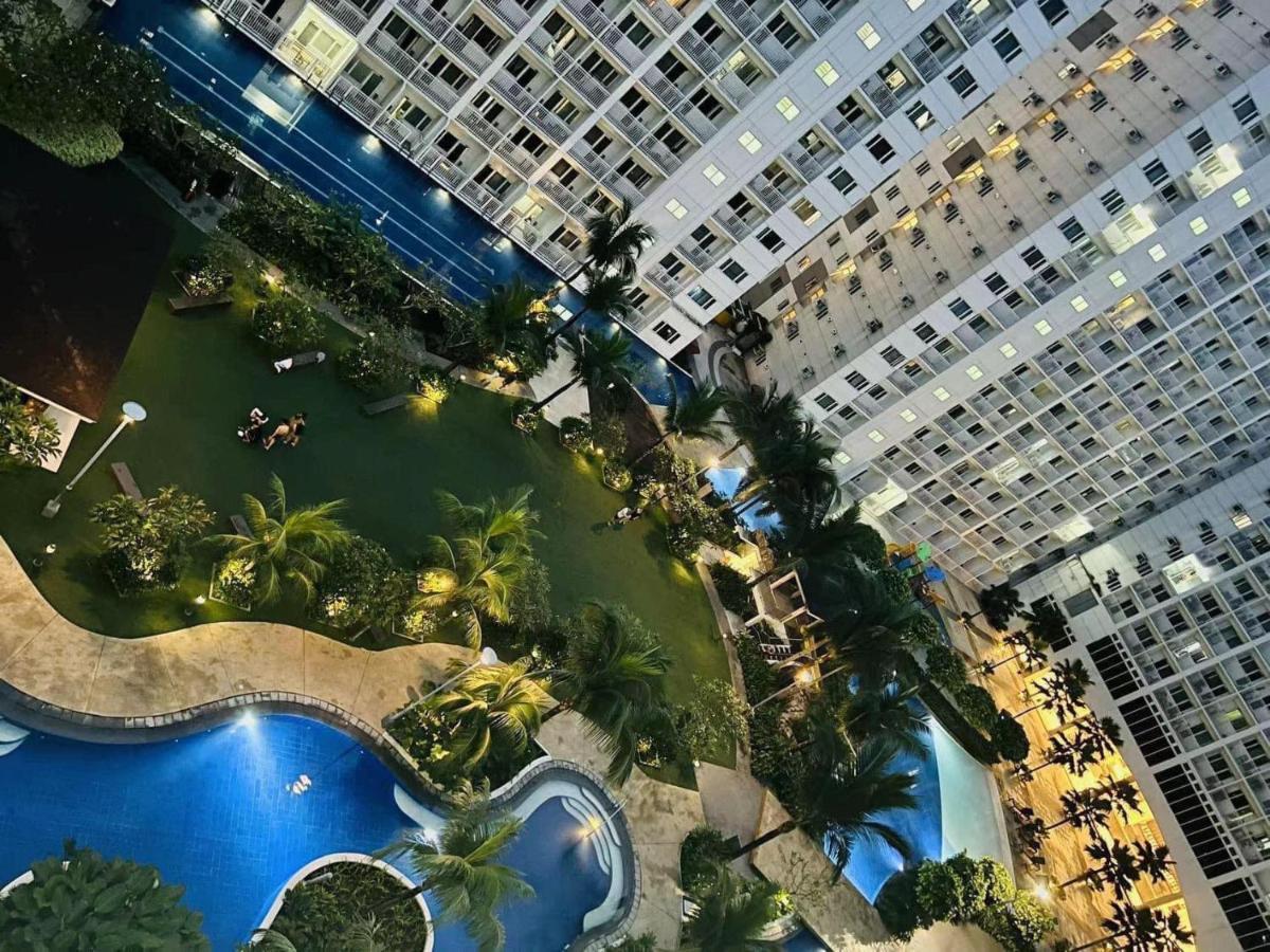 Shore D10 Near Mall Of Asia- Airport Apartment