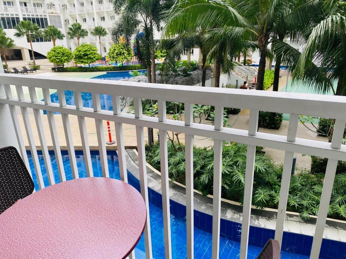 Shore D10 Near Mall Of Asia- Airport Apartment *