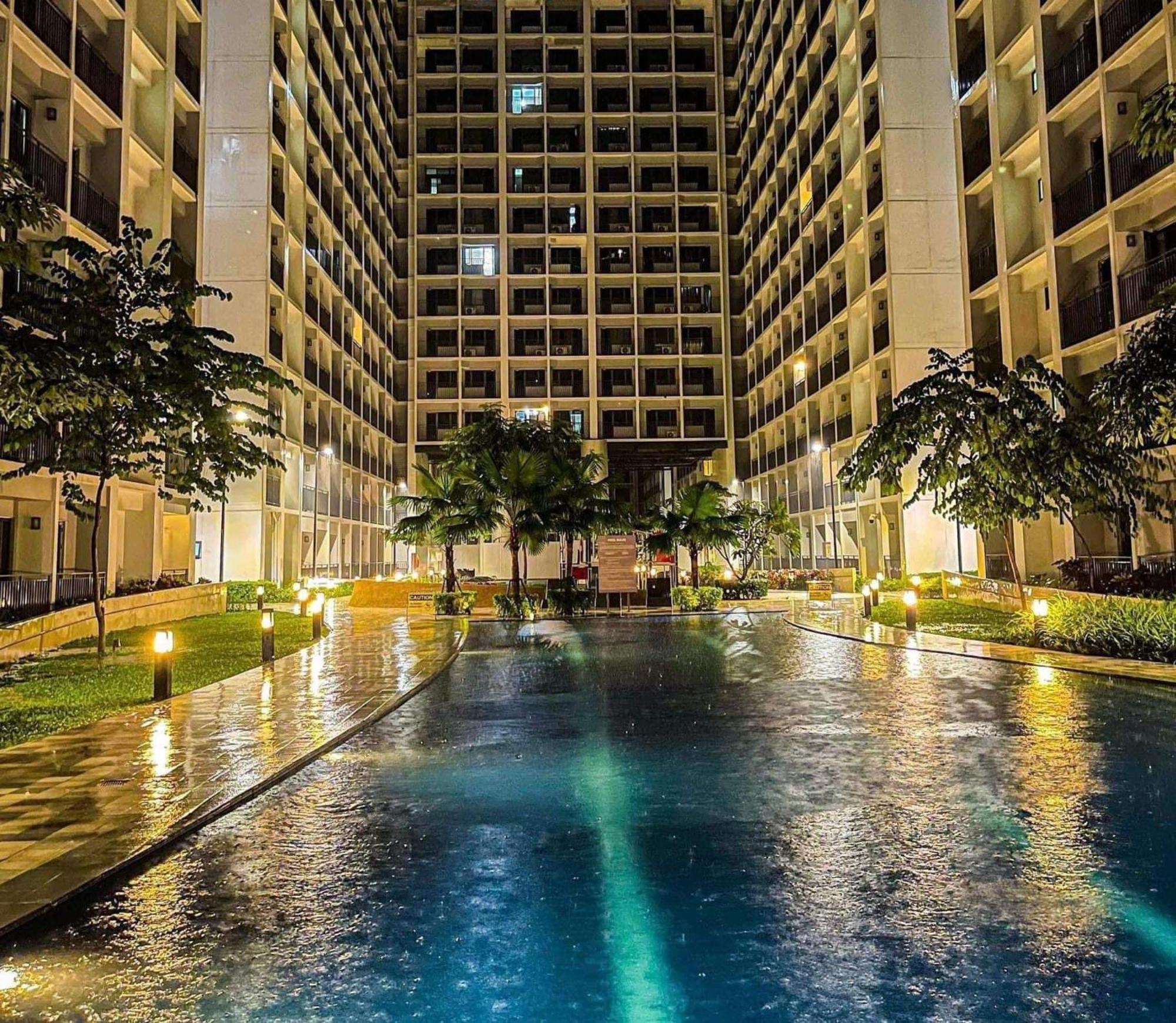 Shore D10 Near Mall Of Asia- Airport Apartment Manila